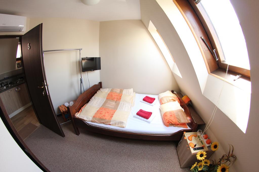 Apartmany Moravka Rychnov nad Kneznou Exterior photo